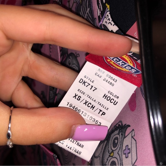 NWT Dickies Owl Print Pink short sleeve v neck scrub top - Picture 6 of 8